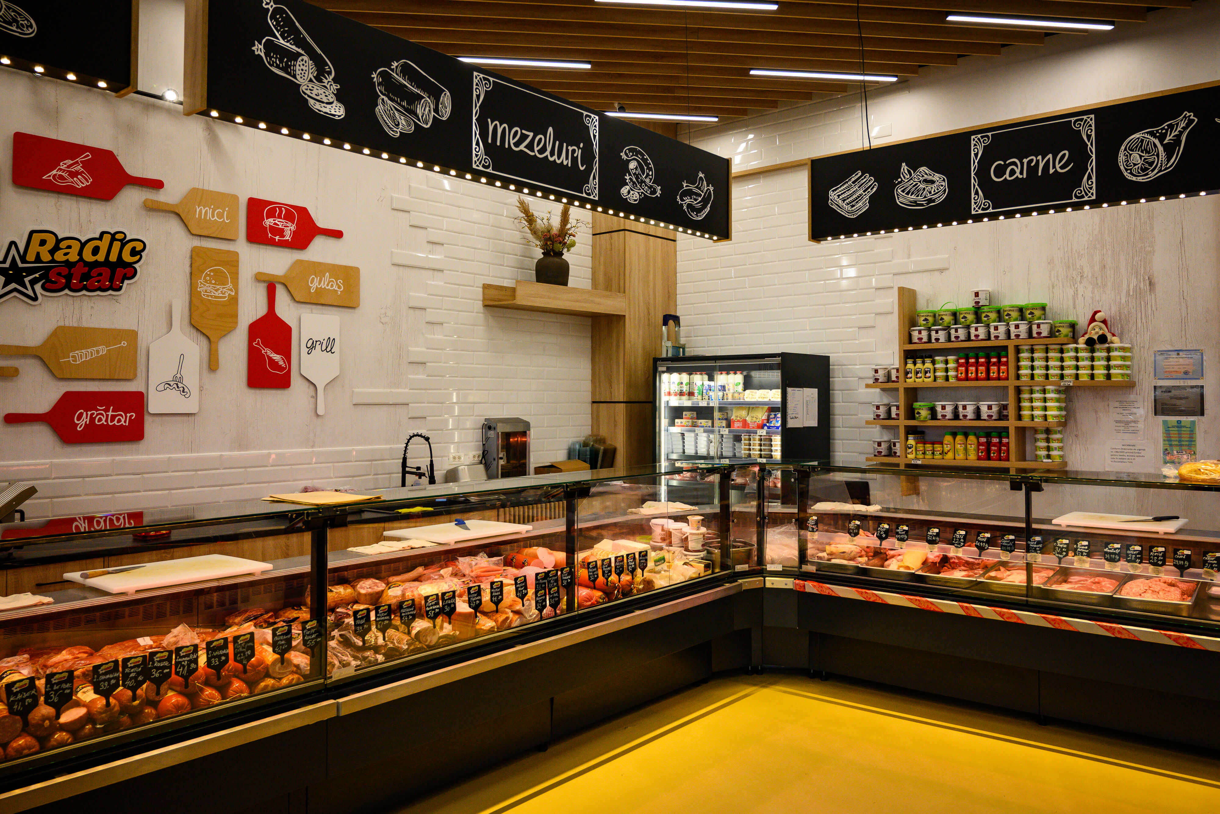 Radic Star Câmpulung – Produse din Carne Proaspete și Tradiționale